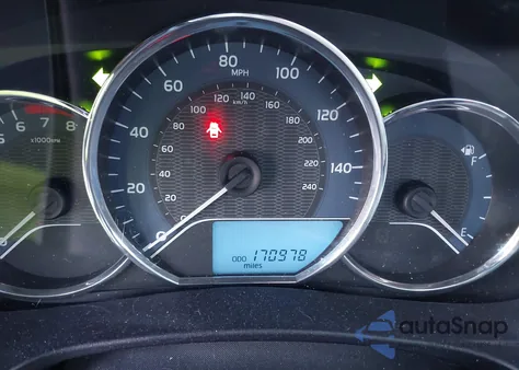 2015 Toyota Corolla Le z USA, uszkodzony, nr VIN 2T1BURHE8FC460510